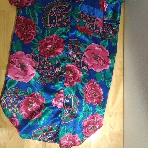 Vintage Kathryn Floral Pattern Polyester Hawaiian Disco Shirt - Picture 2 of 7